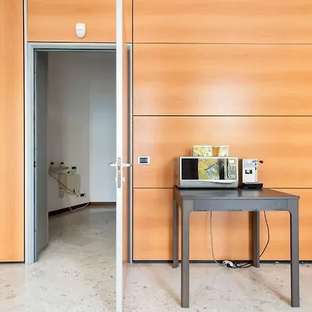 Appartement Quiet Arco Della Pace Milan